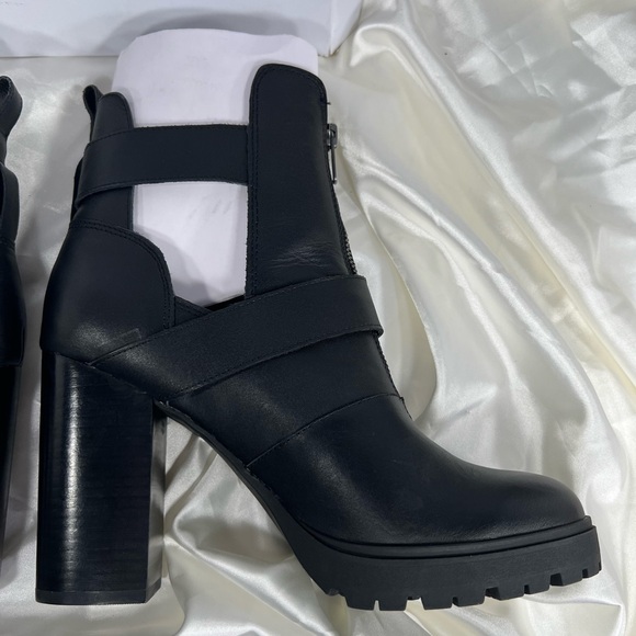 NEW Steve Madden Lavish Leather Black Zipper Boot Shoe Size 11 - Picture 5 of 13